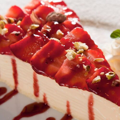 Strawberry earthquake cake with cream cheese swirls, moist texture, and juicy strawberries – a perfect easy strawberry dessert recipe